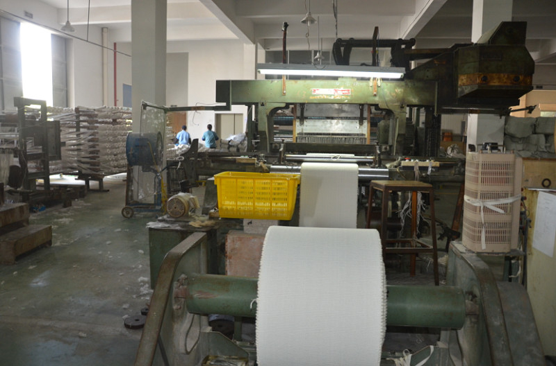 Ningbo Xinyan Friction Materials Co., Ltd. üretici üretim hattı